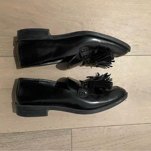 Loafers Zara black size US8 EU38